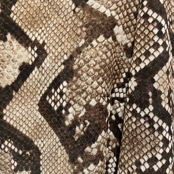 ALTUZARRA for Target Women's Brown Python Print Chiffon Blouse medium - Picture 6 of 11